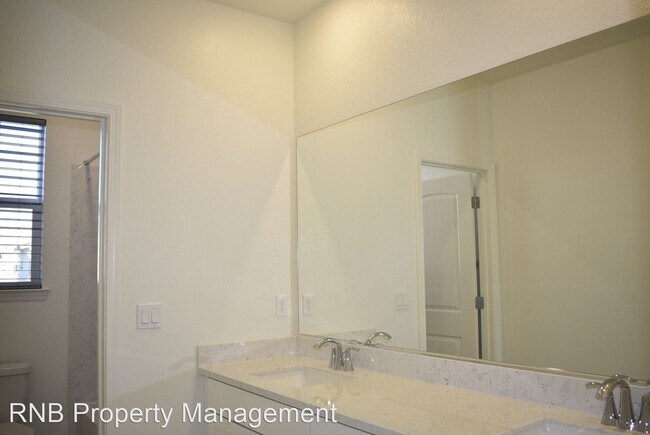 Foto del edificio - 3 br, 3 bath House - 4437 Tucker Drive
