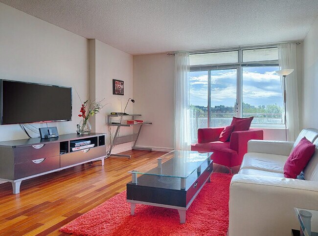 Building Photo - 2700 Rue Rufus-Rockhead