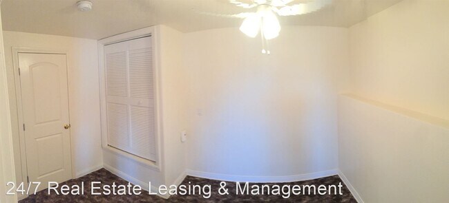 Building Photo - 2 br, 1 bath House - 1650 Silver Oak Dr