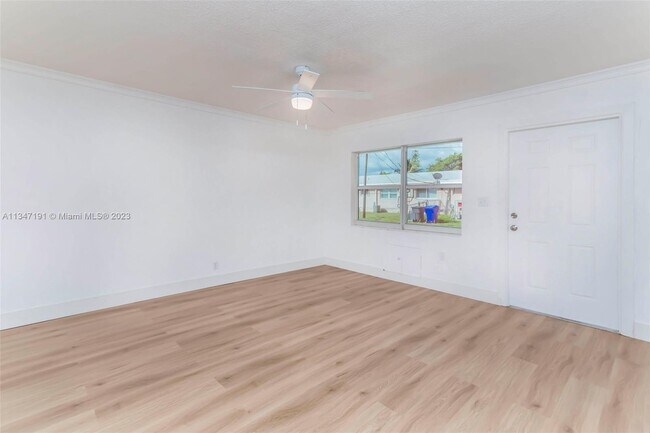 Building Photo - 5839 McKinley St