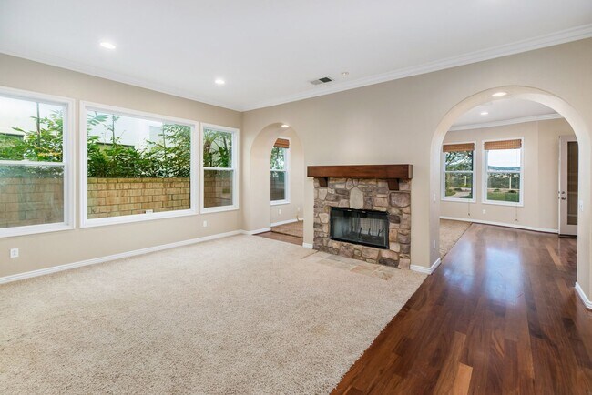 Foto del edificio - Beautiful and Spacious Carmel Valley home