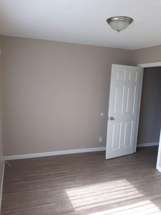 Foto del edificio - 3 Bed/ 1 Bath San Pedro **$2495**