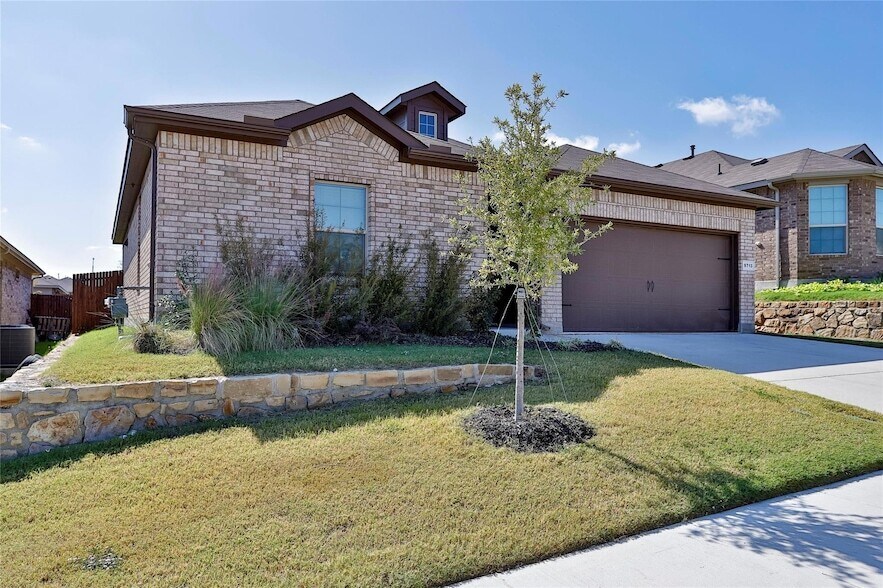 Foto principal - 9713 Cherryville Rd