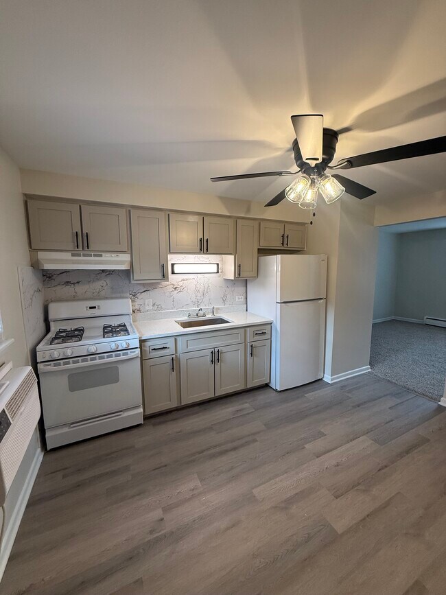 Foto del edificio - 6946 W 65th St