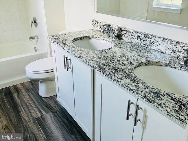 Building Photo - 15 Smokehouse Rd