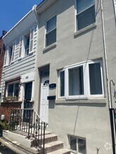Building Photo - 613 Mountain St