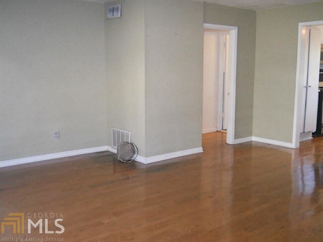 Building Photo - 96 Ardmore Pl NW