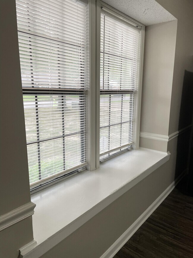 Foto del edificio - 1128 Verlington Dr