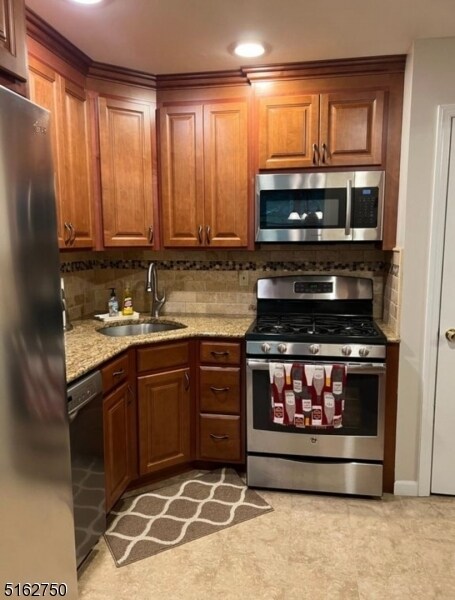 Building Photo - 30 Brookside Ln
