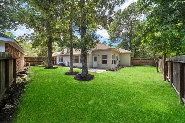 Building Photo - 38 Bayou Springs Ct
