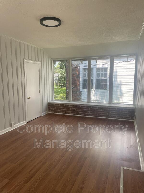 Foto del edificio - 1833 Fulton Ave SW