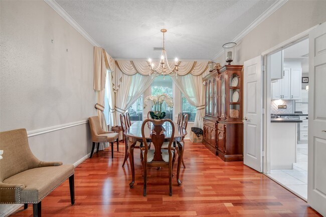 Foto del edificio - 9706 Broadley Dr