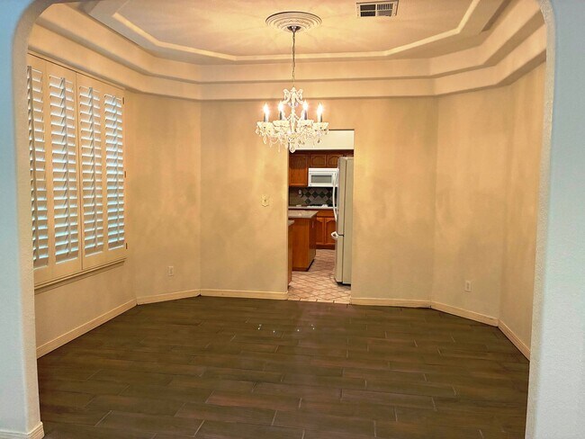 Building Photo - Large home Beauty in Santa Teresa