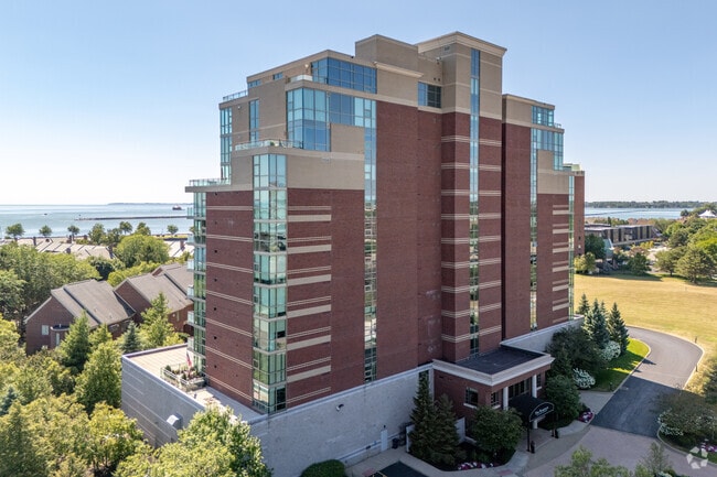 The Pasquale at Waterfront Place