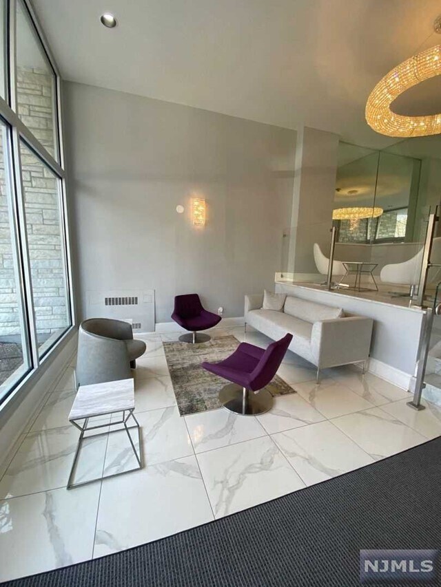 Foto del edificio - 700 Boulevard E