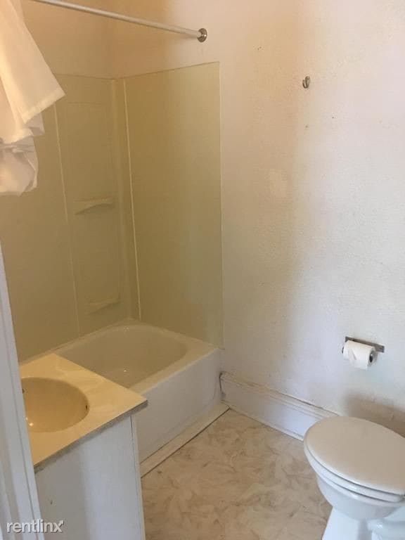 Building Photo - 3 br, 2 bath House - 1222 Allen Ct