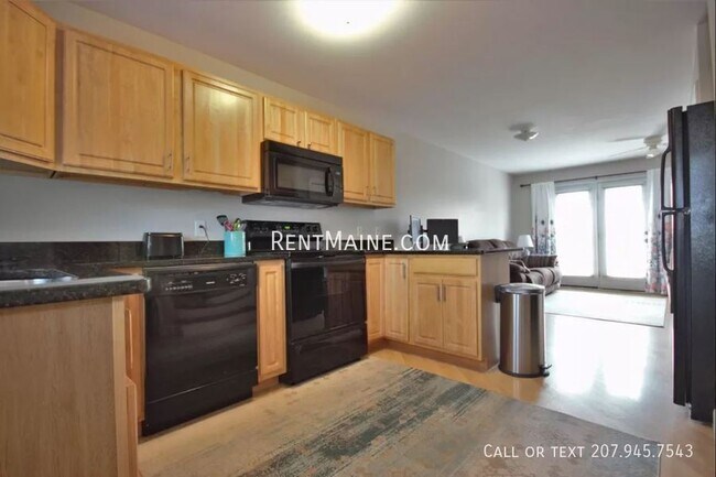 Foto del edificio - 20 River Village Dr