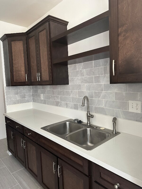 Primary Photo - 3221 W 43rd Pl