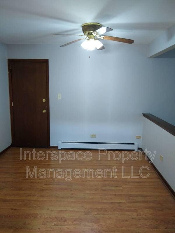 Foto del edificio - 7017 99th St