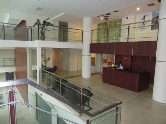 Foto del edificio - 140-22 Beech Ave