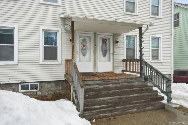 Building Photo - 14 Church St