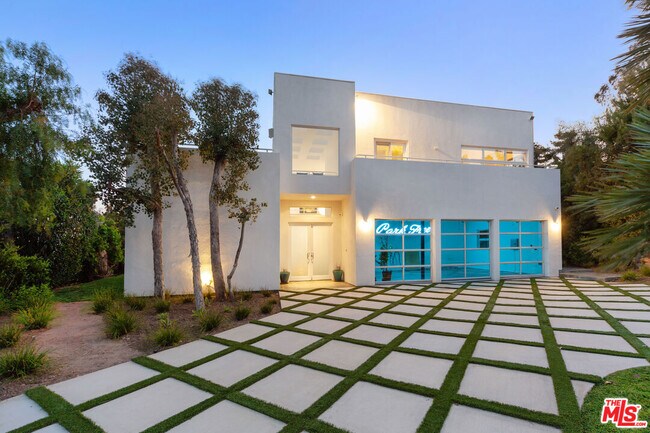 Foto del edificio - 23430 W Moon Shadows Dr
