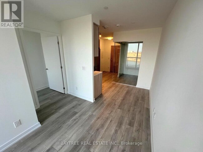 Building Photo - 3100 Keele St