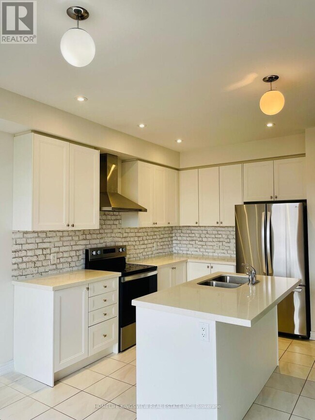 Building Photo - 1371 Klondike Ct