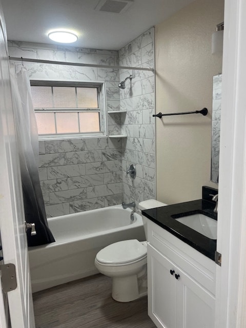 Foto del edificio - 608 Maggie Cir