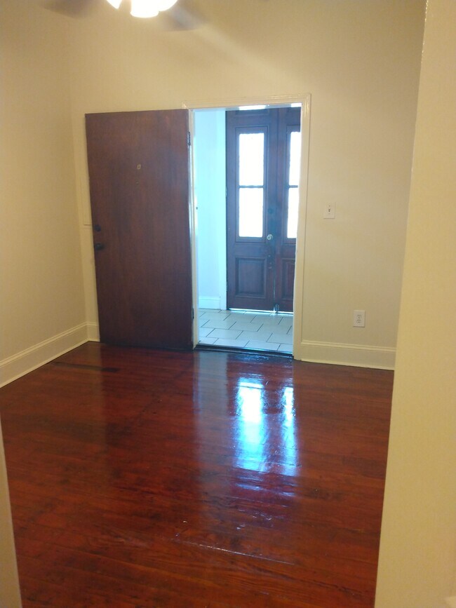 Foto del edificio - 3402 Dryades St