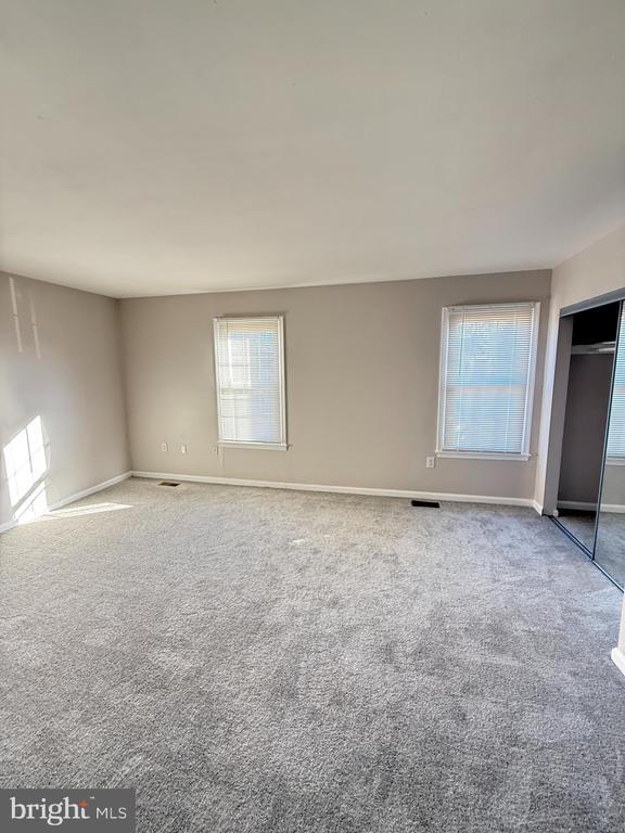 Foto del edificio - 14662 Forsythia Terrace