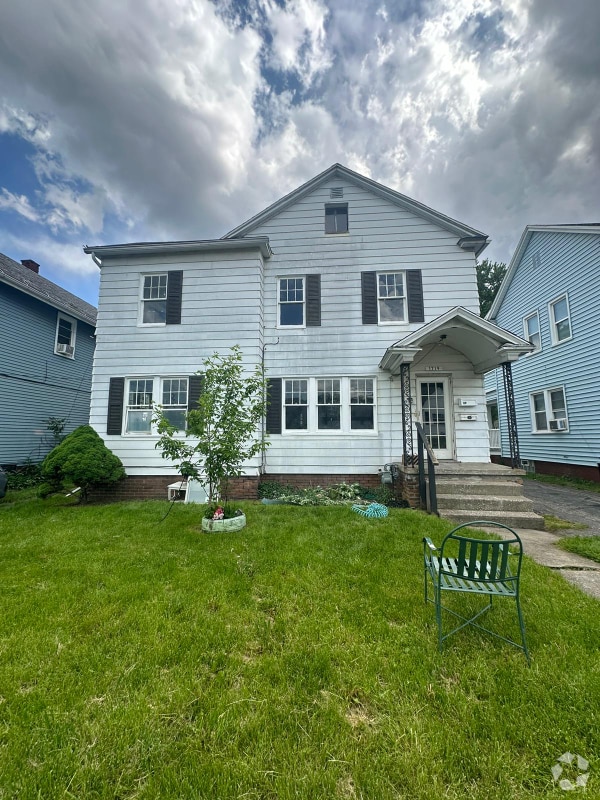 Building Photo - 1719 Mansfield Rd