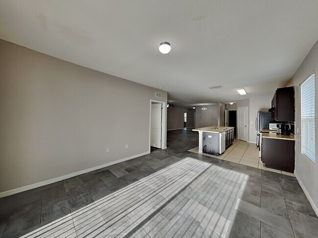 Foto del edificio - 3074 Brenton Manor Loop