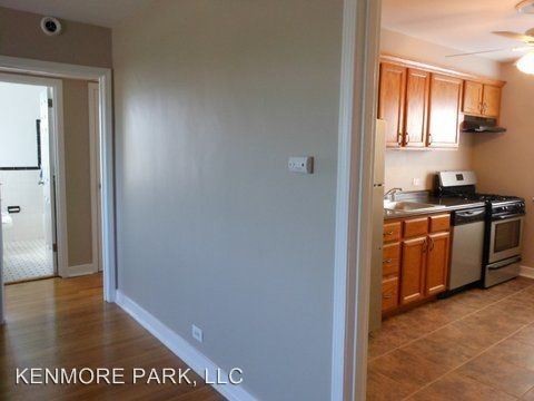 Foto del edificio - 119 S Kenmore Ave