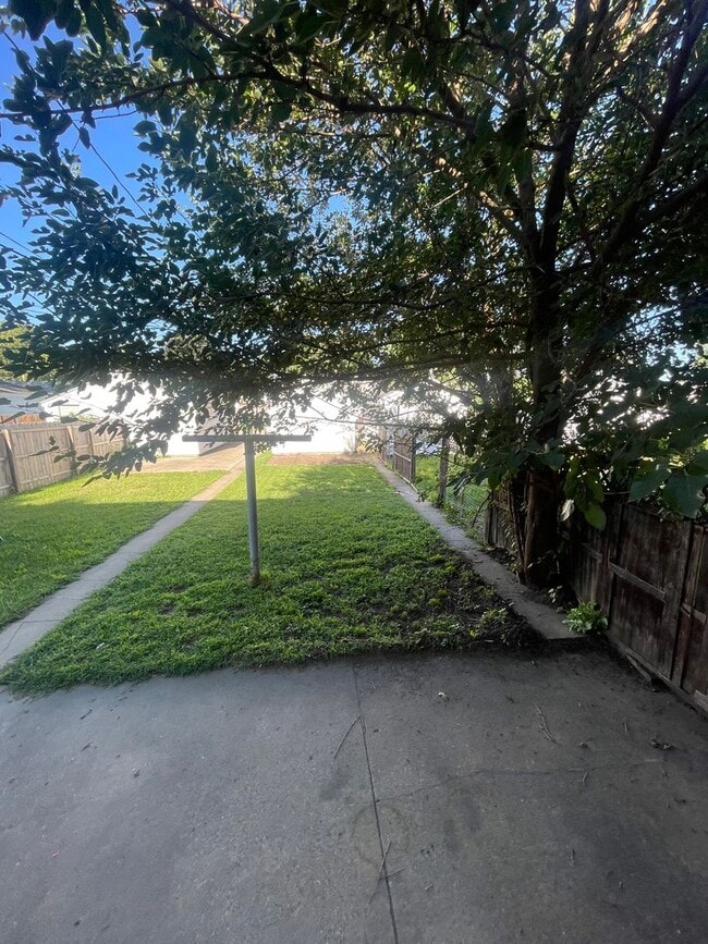 Foto del edificio - 2 bedroom townhouse in Waterloo, IA!