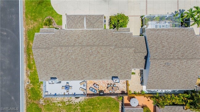 Foto del edificio - 870 Meadowland Dr