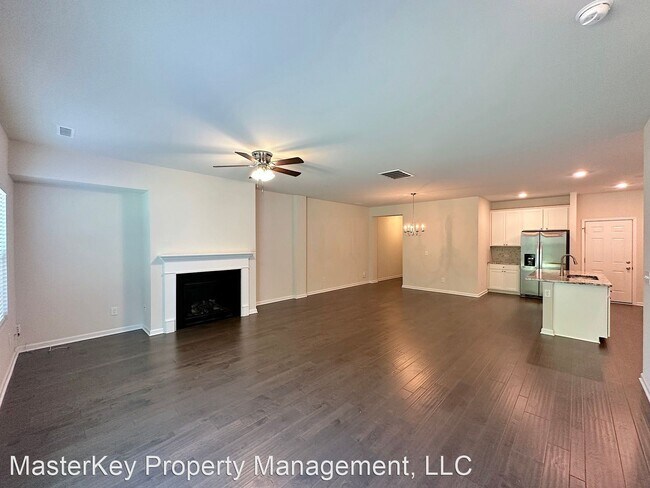 Building Photo - 3 br, 2.5 bath House - 1119 Chestnut Bluff...