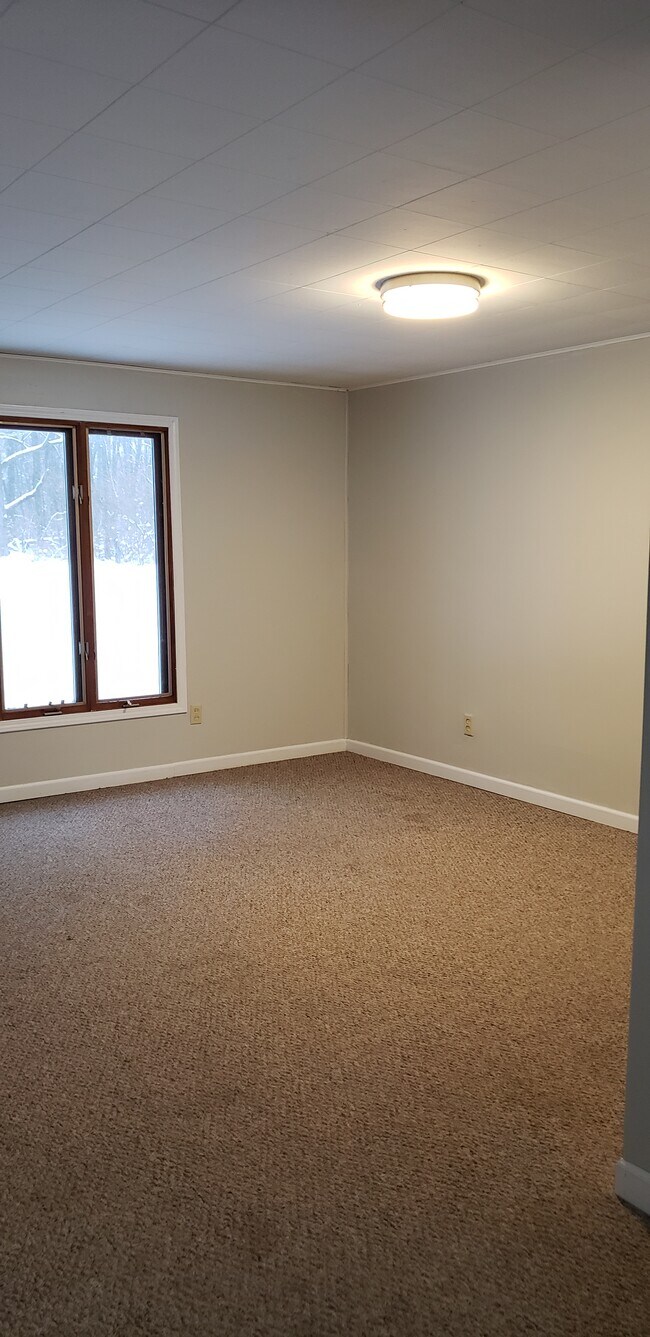 Foto del edificio - 8620 Portage Rd