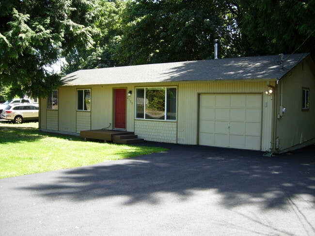 Front of house - 2133 NW Mulholland Blvd