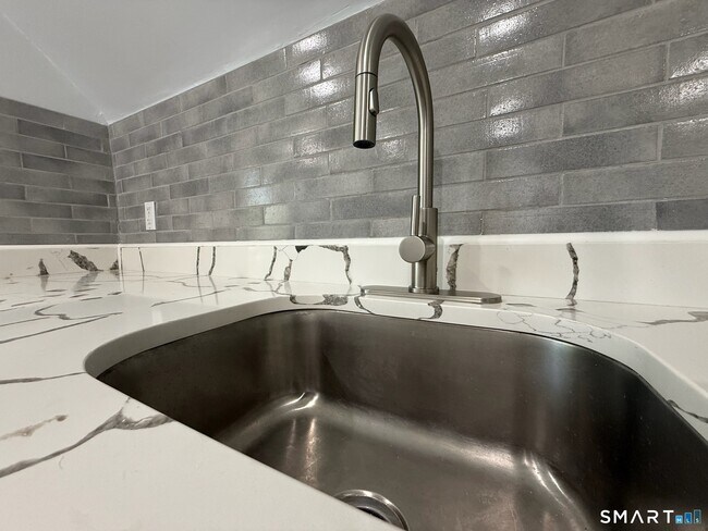 Foto del edificio - 253 Willow St