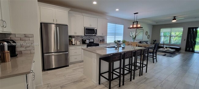 Foto del edificio - 11637 SW Lyra Dr.