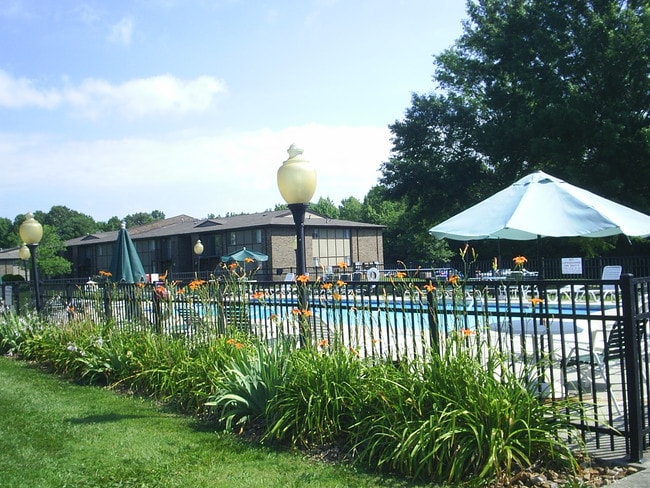 Continental Apartments Apartments Tullahoma, TN