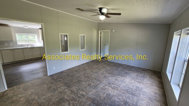 Foto del edificio - Secluded Home in the Country!!!- COMING SOON!