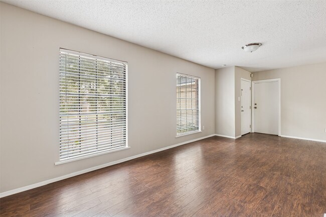 Foto del edificio - 324 Olive St