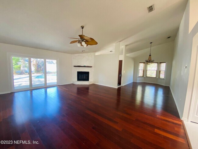 Building Photo - 8524 Bitterwood Ct