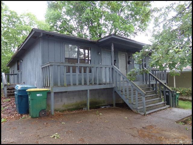 Building Photo - 610 S Maple St