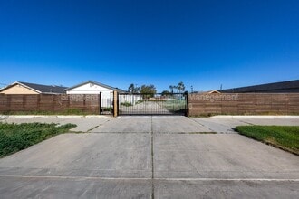 Building Photo - 7721 Janet Ave