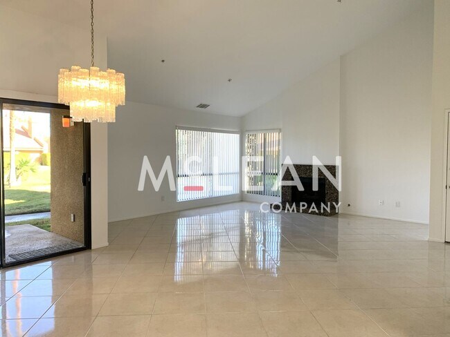 Foto del edificio - Gorgeous Home in Beautiful Community with ...