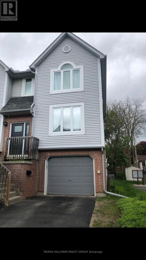Photo principale - 132-132 Brighton St