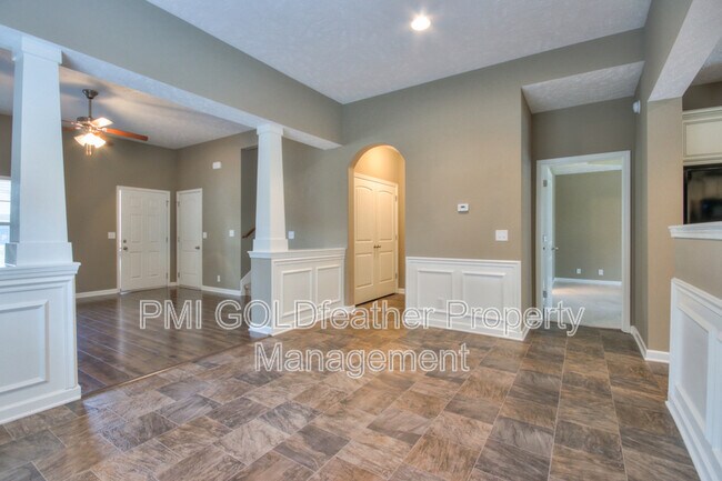 Building Photo - 2619 Salem Glen Xing